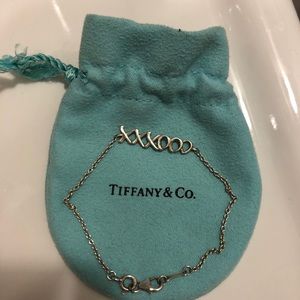 Tiffany &Co Paloma love and kisses bracelet